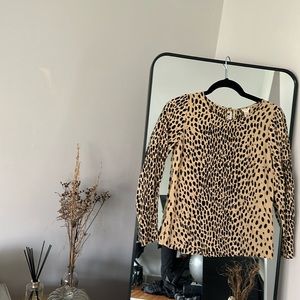 Great cheetah print blouse